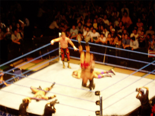 WWE�@2004�N10��16���@������